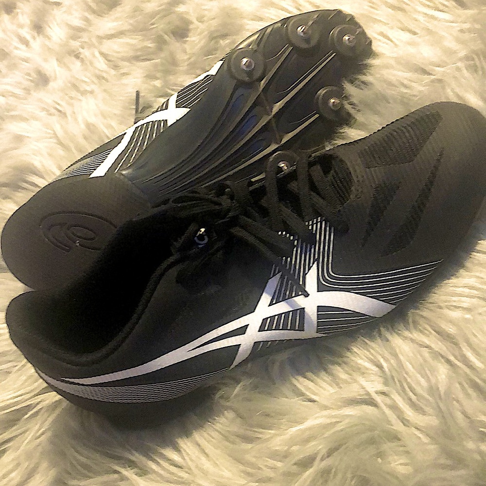ASICS Track Spikes